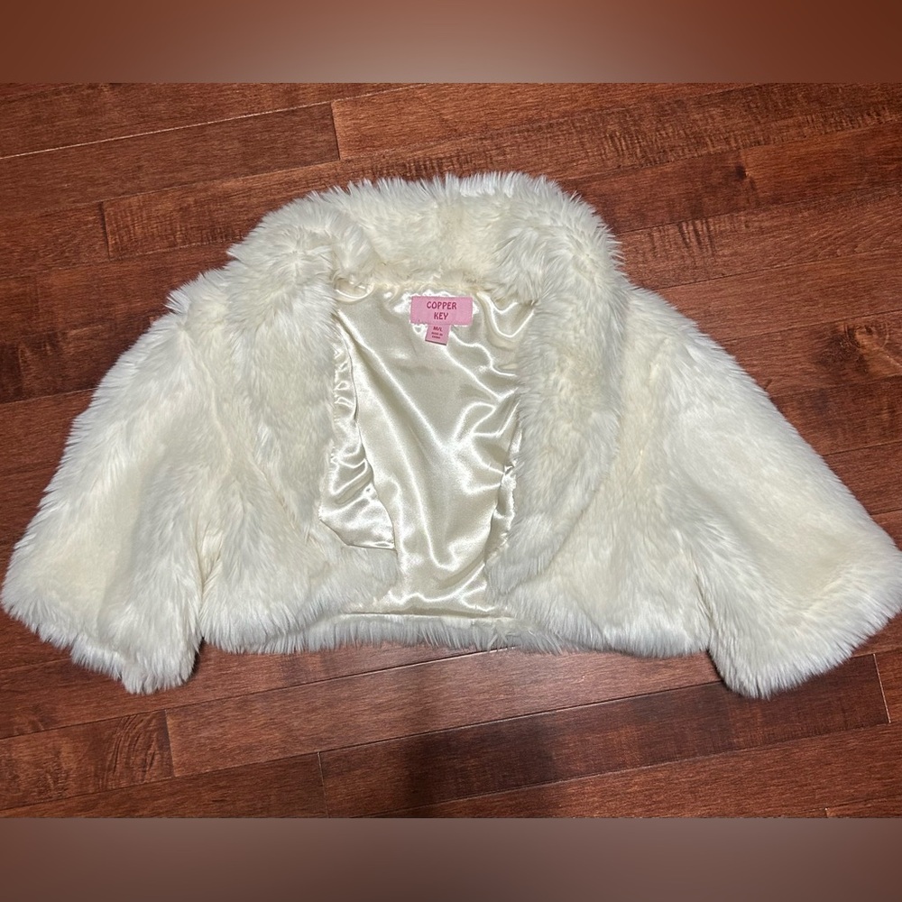 Kids Faux Fur Jacket/Shrug